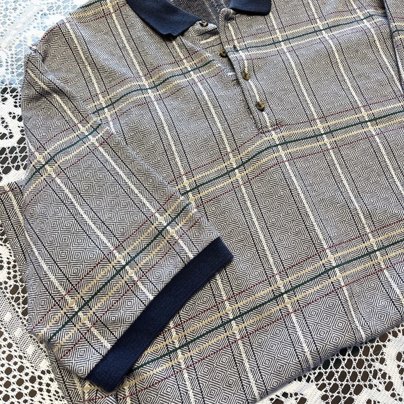 Big Red Polo - Picture 4 of 7